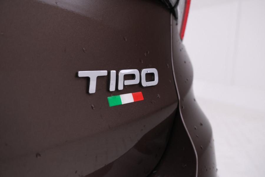 Fiat Tipo Stationwagon 1.6 MultiJet 16v Business Lusso Trekhaak, Navigatie, Airco, Volleder.
