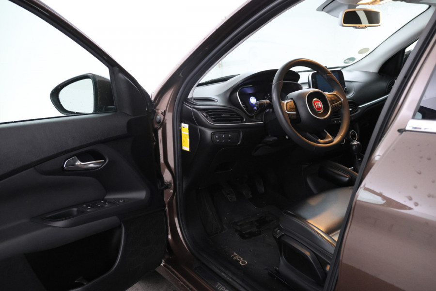 Fiat Tipo Stationwagon 1.6 MultiJet 16v Business Lusso Trekhaak, Navigatie, Airco, Volleder.