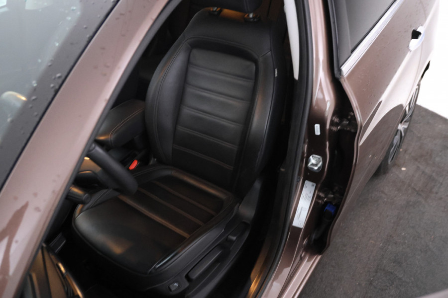 Fiat Tipo Stationwagon 1.6 MultiJet 16v Business Lusso Trekhaak, Navigatie, Airco, Volleder.
