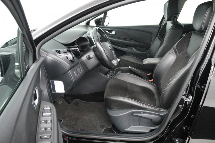Renault Clio 0.9 TCe Intens (ACHTERUITRIJCAMERA, PARKEERSENSOREN, CRUISE CONTROL, BLUETOOTH, AIRCO)