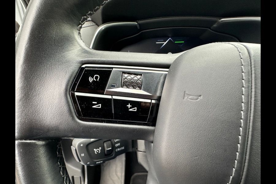 DS 7 Crossback E-Tense 4x4 Executive DS 7 Crossback E-Tense 4x4 Executive