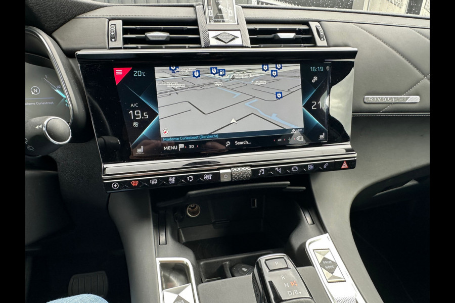DS 7 Crossback E-Tense 4x4 Executive DS 7 Crossback E-Tense 4x4 Executive