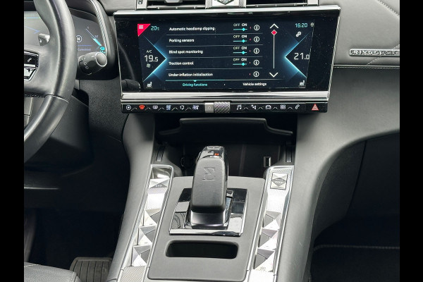 DS 7 Crossback E-Tense 4x4 Executive DS 7 Crossback E-Tense 4x4 Executive