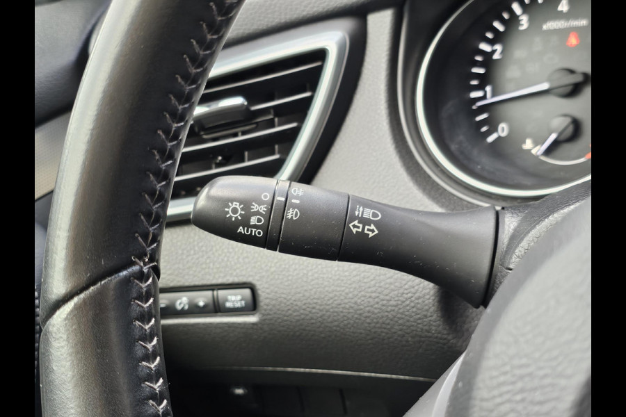 Nissan QASHQAI 1.2 Business Edition 115 pk Automaat | Led verlichting | Panoramadak | Half leder | 360 camera | Stoelverwarming | Trekhaak | Perfect onderhouden etc.