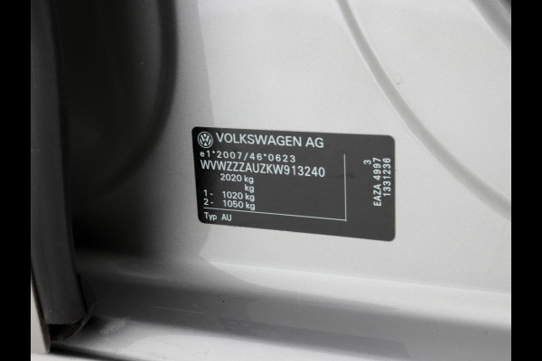 Volkswagen e-Golf {SOH-88%} (INCL-BTW) *HEATPUMP | SOFT-LEATHER | FULL-LED | ADAPTIVE-CRUISE | DIGI-COCKPIT |  KEYLESS | CAMERA | HEATED-COMFORTSEATS | PRIVACY-GLASS | KEYLESS | CAMERA | ECC | CCS-LOADER | PDC | CARPLAY
