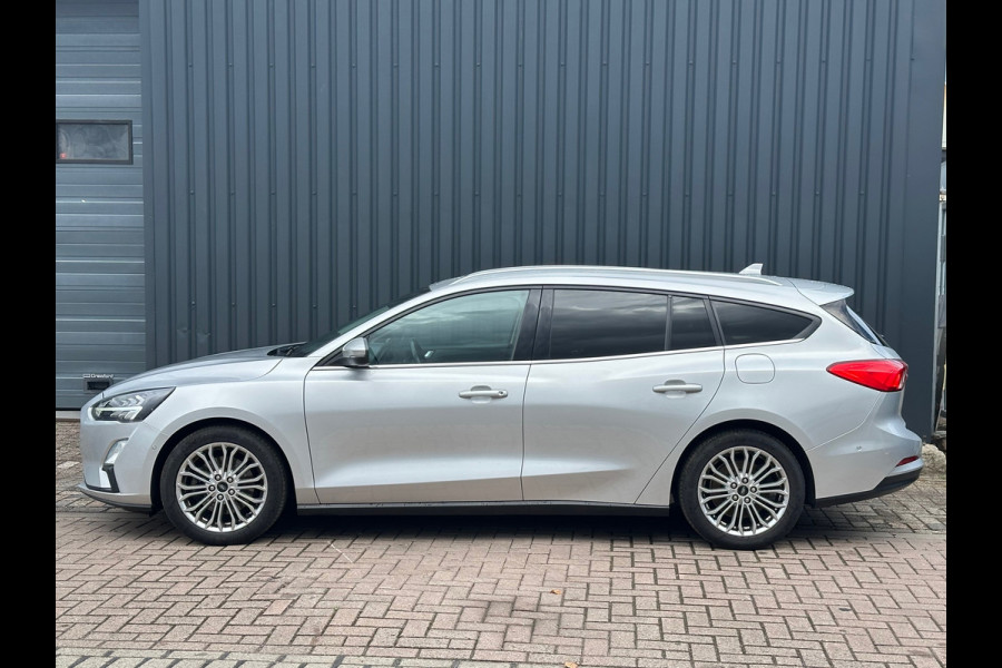Ford FOCUS Wagon 1.0 EcoBoost Titanium Business Winter Pack Ford FOCUS Wagon 1.0 EcoBoost Titanium Business Winter Pack