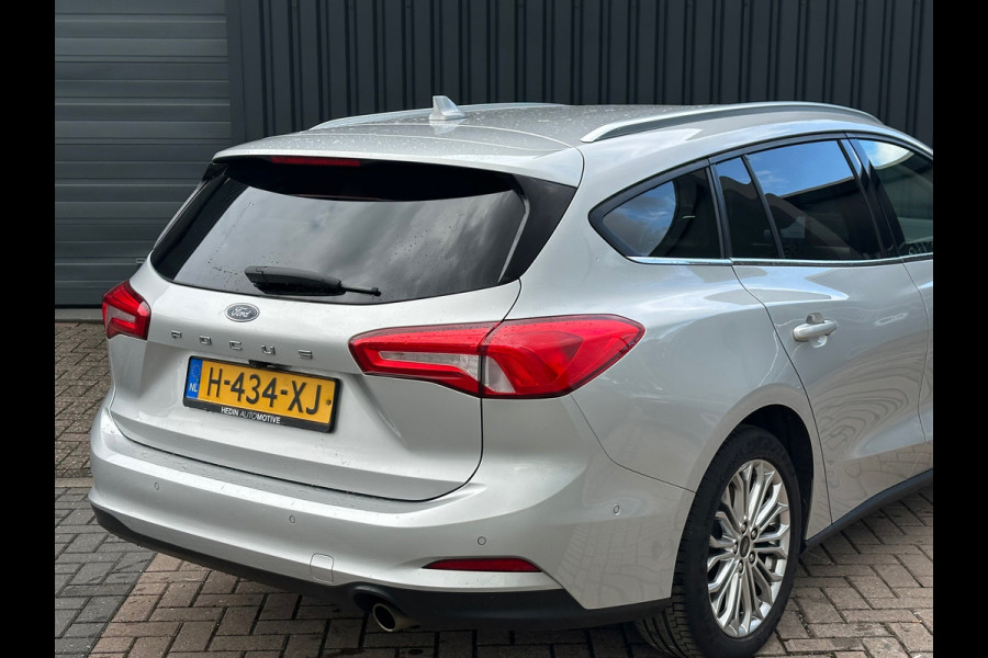Ford FOCUS Wagon 1.0 EcoBoost Titanium Business Winter Pack Ford FOCUS Wagon 1.0 EcoBoost Titanium Business Winter Pack