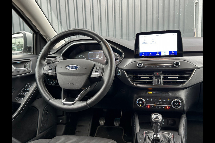 Ford FOCUS Wagon 1.0 EcoBoost Titanium Business Winter Pack Ford FOCUS Wagon 1.0 EcoBoost Titanium Business Winter Pack