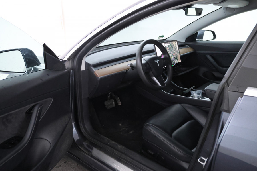 Tesla Model 3 Standard RWD Plus 60 kWh Auto pilot, Airco, Trekhaak