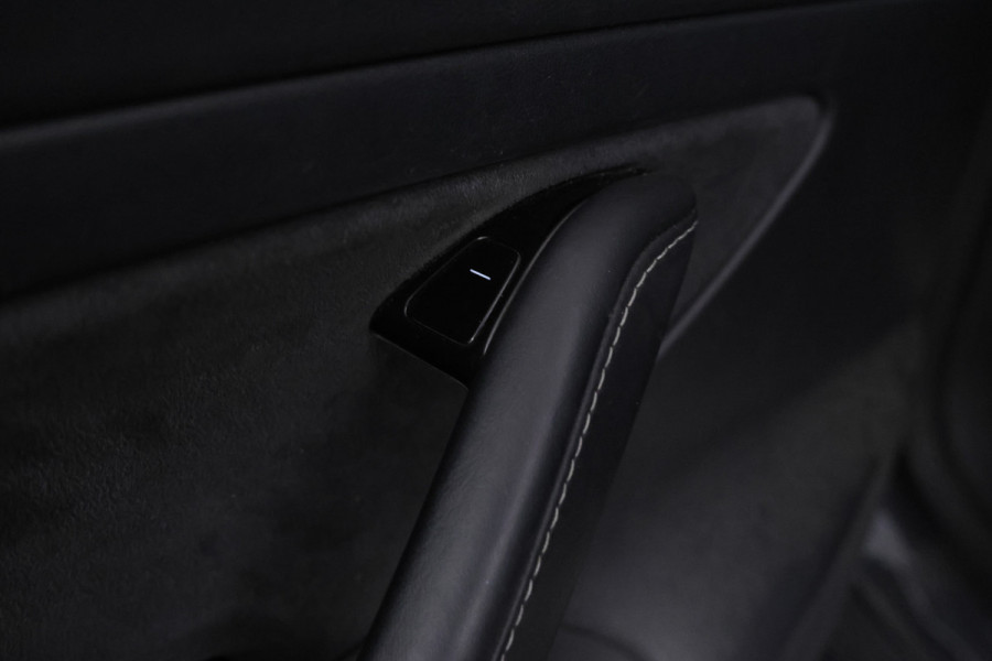 Tesla Model 3 Standard RWD Plus 60 kWh Auto pilot, Airco, Trekhaak