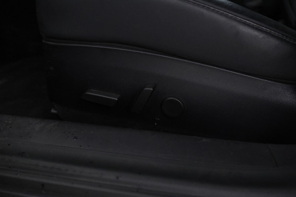 Tesla Model 3 Standard RWD Plus 60 kWh Auto pilot, Airco, Trekhaak