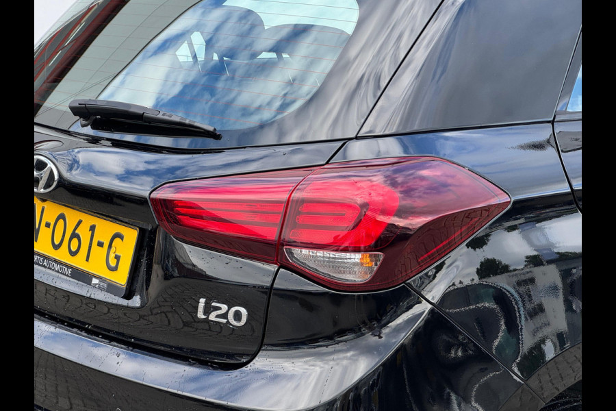 Hyundai i20 1.0 T-GDI Comfort TREKHAAK | NAVI | CAMERA