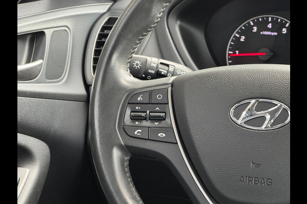 Hyundai i20 1.0 T-GDI Comfort TREKHAAK | NAVI | CAMERA