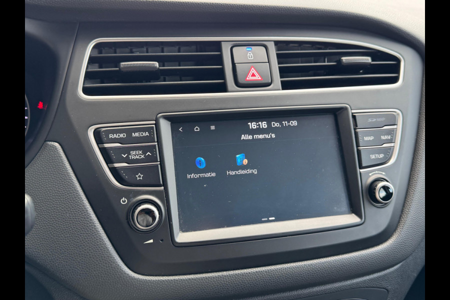 Hyundai i20 1.0 T-GDI Comfort TREKHAAK | NAVI | CAMERA