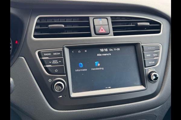 Hyundai i20 1.0 T-GDI Comfort TREKHAAK | NAVI | CAMERA