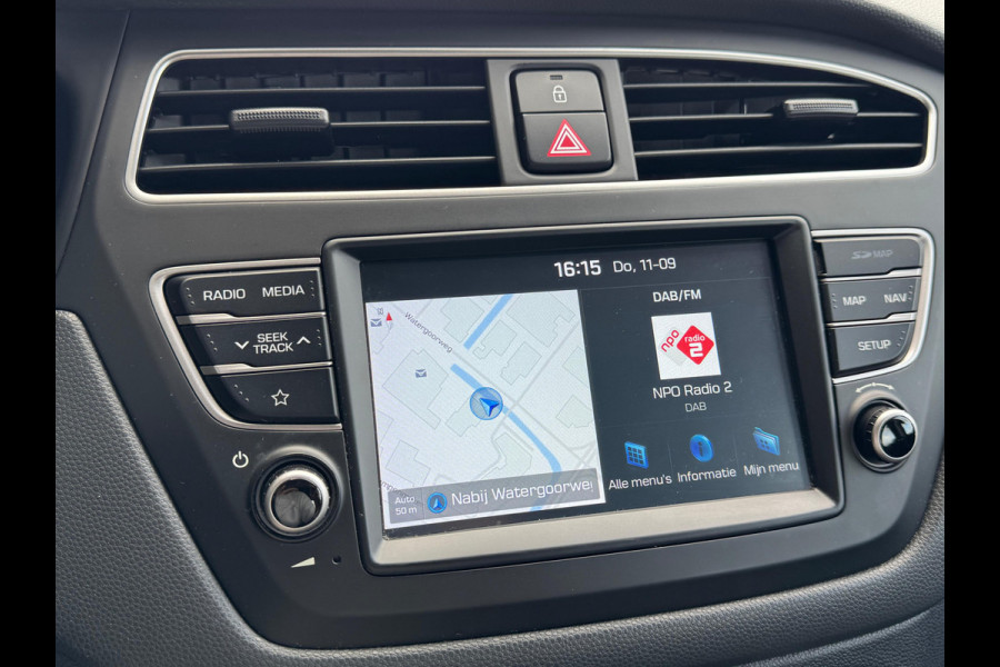 Hyundai i20 1.0 T-GDI Comfort TREKHAAK | NAVI | CAMERA