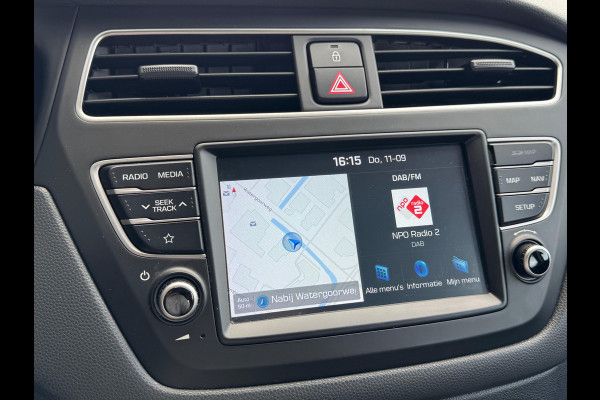 Hyundai i20 1.0 T-GDI Comfort TREKHAAK | NAVI | CAMERA