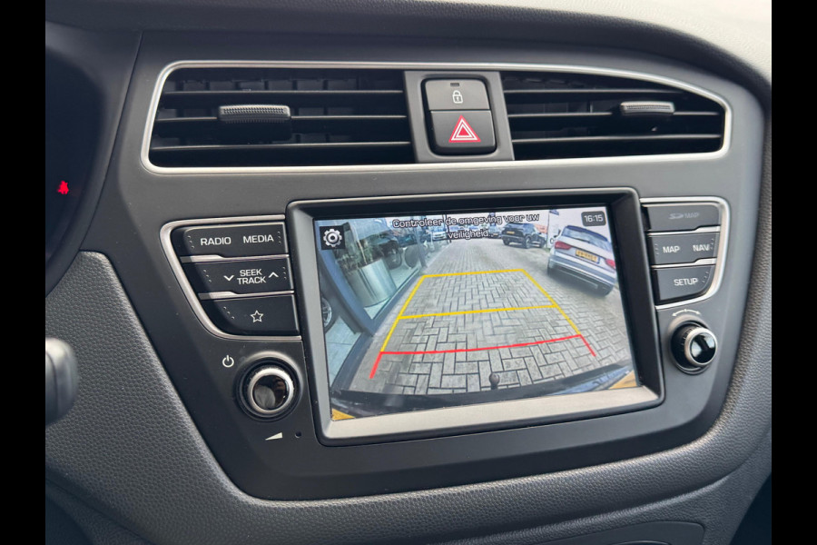 Hyundai i20 1.0 T-GDI Comfort TREKHAAK | NAVI | CAMERA