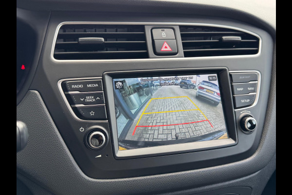 Hyundai i20 1.0 T-GDI Comfort TREKHAAK | NAVI | CAMERA