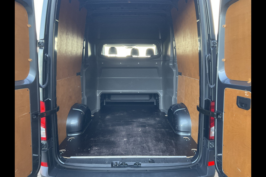 Volkswagen Crafter 6-Pers 30 2.0 TDI Dubbele Cabine L2H2 Comfortline Trekhaak Cam NL-Bus Voll.Onderhouden!