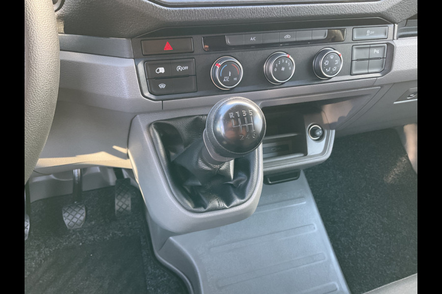 Volkswagen Crafter 6-Pers 30 2.0 TDI Dubbele Cabine L2H2 Comfortline Trekhaak Cam NL-Bus Voll.Onderhouden!