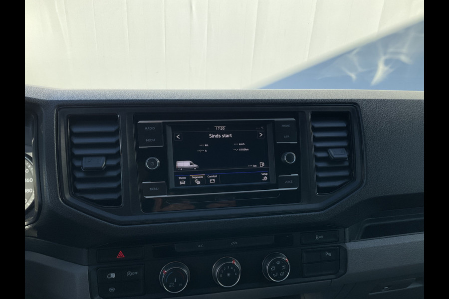 Volkswagen Crafter 6-Pers 30 2.0 TDI Dubbele Cabine L2H2 Comfortline Trekhaak Cam NL-Bus Voll.Onderhouden!