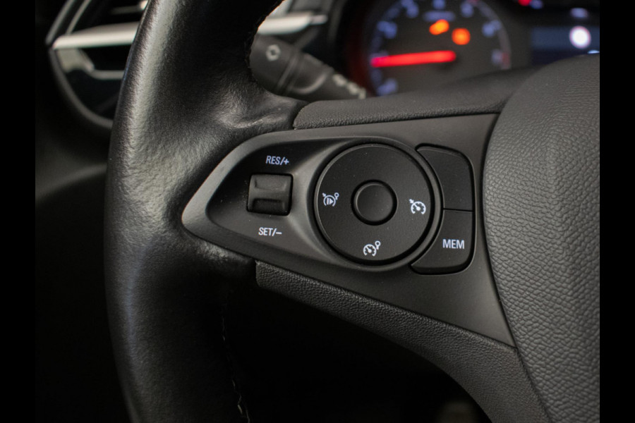 Opel Corsa 1.2 Edition Sport (APPLE CARPLAY,NAVI,LANE ASSIST,PDC,LED,CRUISE,ELEKTRISCH PAKKET,SPORTSTOELEN,NETTE STAAT)