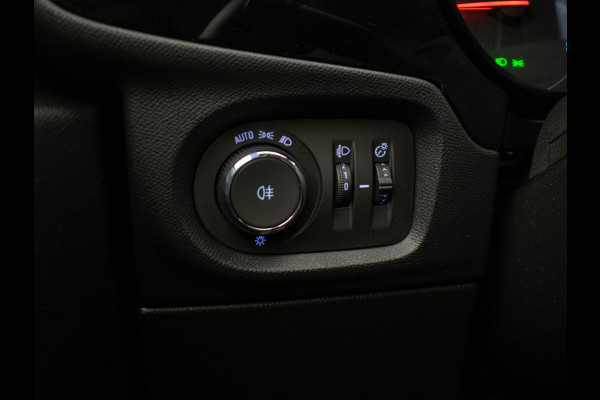 Opel Corsa 1.2 Edition Sport (APPLE CARPLAY,NAVI,LANE ASSIST,PDC,LED,CRUISE,ELEKTRISCH PAKKET,SPORTSTOELEN,NETTE STAAT)