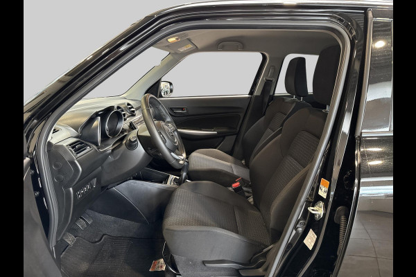 Suzuki Swift 1.2 Style Smart Hybrid