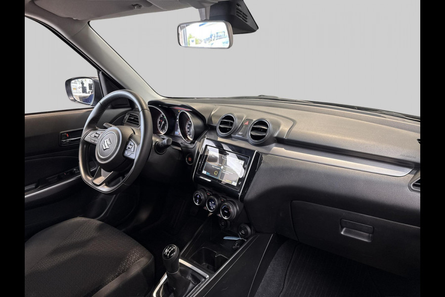 Suzuki Swift 1.2 Style Smart Hybrid