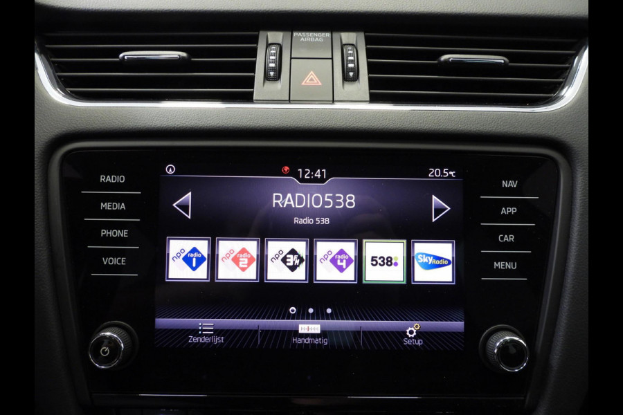 Škoda Octavia Combi 1.0 TSI Ambition Business NAVI/CLIMA/TREKH./18"LMV!