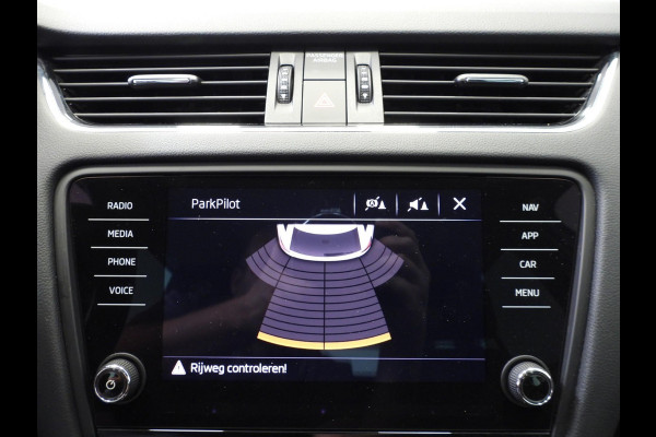 Škoda Octavia Combi 1.0 TSI Ambition Business NAVI/CLIMA/TREKH./18"LMV!