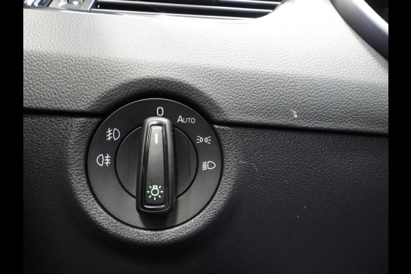 Škoda Octavia Combi 1.0 TSI Ambition Business NAVI/CLIMA/TREKH./18"LMV!