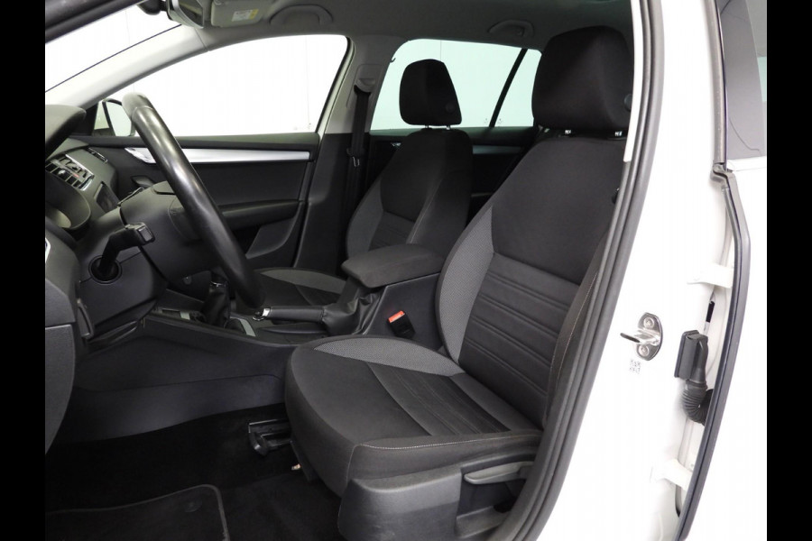 Škoda Octavia Combi 1.0 TSI Ambition Business NAVI/CLIMA/TREKH./18"LMV!