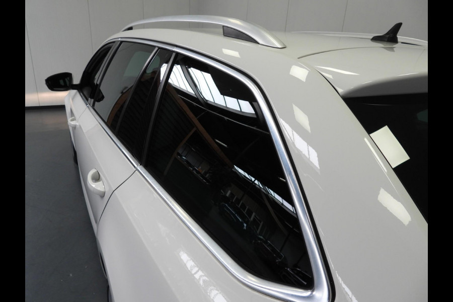 Škoda Octavia Combi 1.0 TSI Ambition Business NAVI/CLIMA/TREKH./18"LMV!