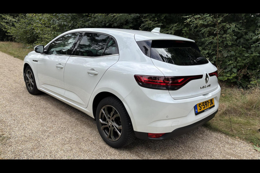 Renault Mégane 1.3 TCe Intens aut 130 pk | leer | navi | LED