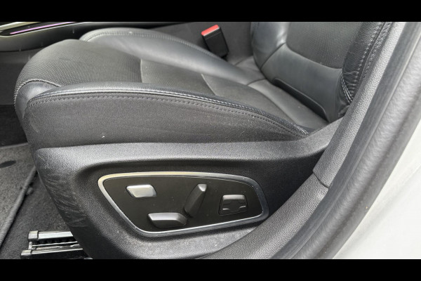 Renault Mégane 1.3 TCe Intens aut 130 pk | leer | navi | LED