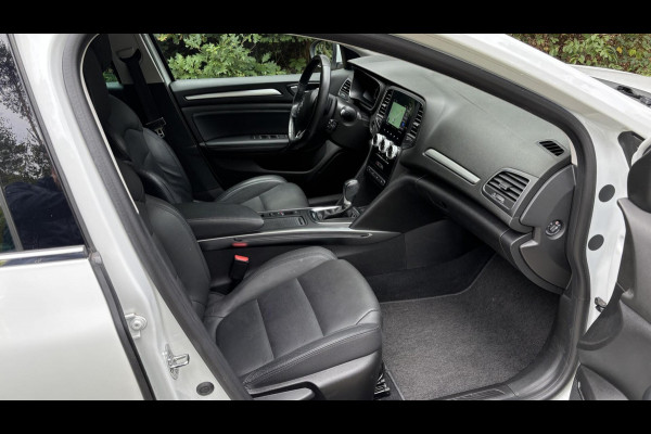 Renault Mégane 1.3 TCe Intens aut 130 pk | leer | navi | LED