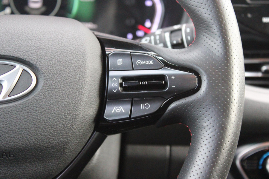 Hyundai i30 1.5 T-GDi 160PK MHEV N LINE | ELEKTRISCH VERSTELBARE BESTUUDERSSTOEL MET GEHEUGENFUNCTIE | STOEL VERWARMING | PARKEERSENSOREN VOOR EN ACHTER | ACHTERUITRIJ CAMERA | APPLE CARPLAY/ANDROID AUTO | NAVIGATIE | KEYLESS ENTRY/START | FULL LED KOPLAMPEN | DRAADLOZE TELEFOONLADER | DODEHOEK DETECTIE | CRUISE CONTROL |