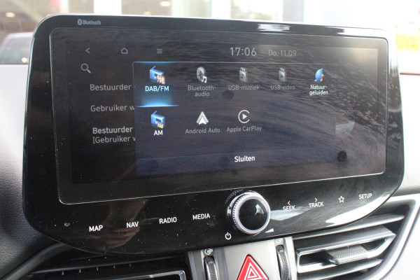 Hyundai i30 1.5 T-GDi 160PK MHEV N LINE | ELEKTRISCH VERSTELBARE BESTUUDERSSTOEL MET GEHEUGENFUNCTIE | STOEL VERWARMING | PARKEERSENSOREN VOOR EN ACHTER | ACHTERUITRIJ CAMERA | APPLE CARPLAY/ANDROID AUTO | NAVIGATIE | KEYLESS ENTRY/START | FULL LED KOPLAMPEN | DRAADLOZE TELEFOONLADER | DODEHOEK DETECTIE | CRUISE CONTROL |
