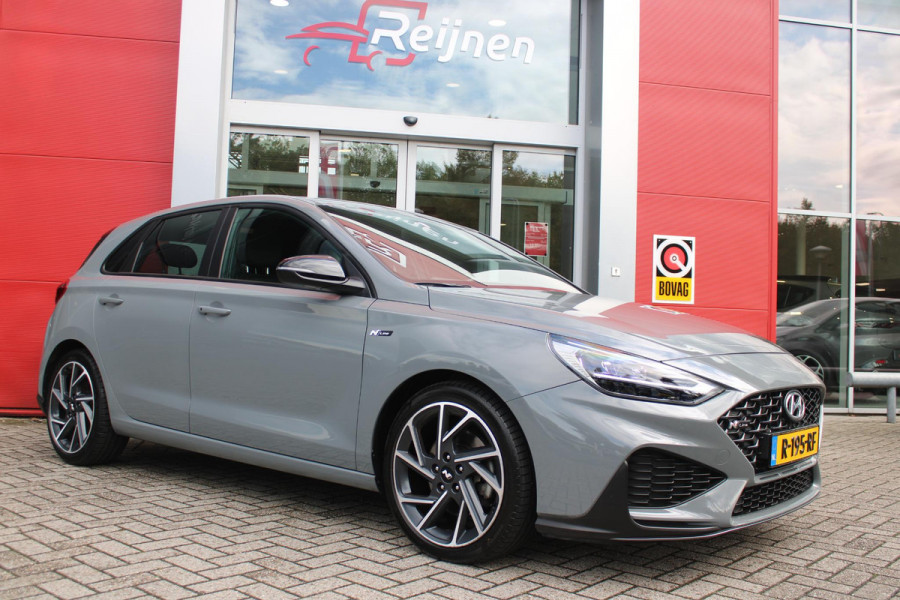 Hyundai i30 1.5 T-GDi 160PK MHEV N LINE | ELEKTRISCH VERSTELBARE BESTUUDERSSTOEL MET GEHEUGENFUNCTIE | STOEL VERWARMING | PARKEERSENSOREN VOOR EN ACHTER | ACHTERUITRIJ CAMERA | APPLE CARPLAY/ANDROID AUTO | NAVIGATIE | KEYLESS ENTRY/START | FULL LED KOPLAMPEN | DRAADLOZE TELEFOONLADER | DODEHOEK DETECTIE | CRUISE CONTROL |
