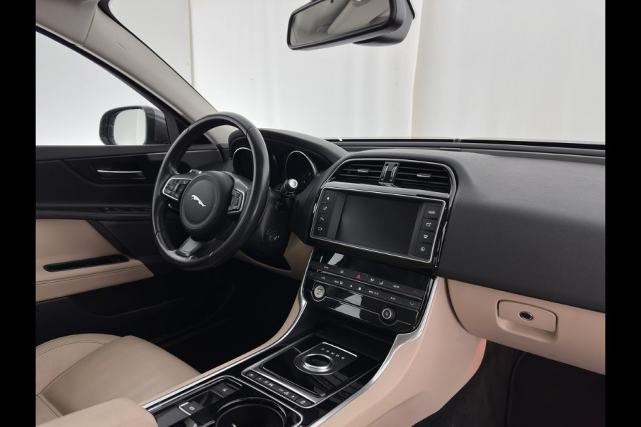 Jaguar XE 2.0 D Prestige [ DISTRIBUTIE-HOORBAAR ] Aut. *LUXURY-LEATHER | XENON | NAVI-FULLMAP | CAMERA | HEATED-COMFORTSEATS | ECC | KEYLESS | SHIFT-PADDLES | LANE-ASSIST |  PDC | CRUISE | TOWBAR | 17''ALU*