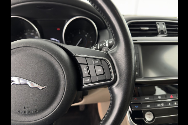 Jaguar XE 2.0 D Prestige [ DISTRIBUTIE-HOORBAAR ] Aut. *LUXURY-LEATHER | XENON | NAVI-FULLMAP | CAMERA | HEATED-COMFORTSEATS | ECC | KEYLESS | SHIFT-PADDLES | LANE-ASSIST |  PDC | CRUISE | TOWBAR | 17''ALU*