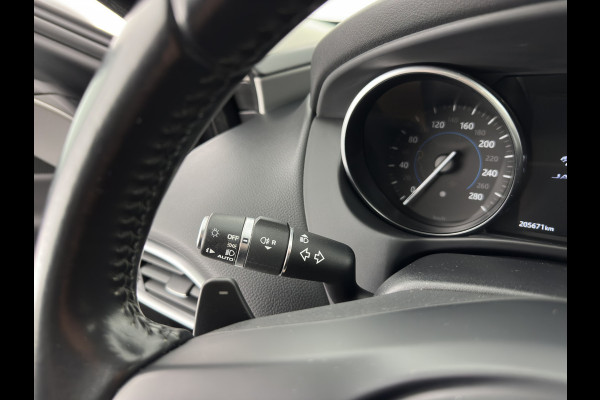 Jaguar XE 2.0 D Prestige [ DISTRIBUTIE-HOORBAAR ] Aut. *LUXURY-LEATHER | XENON | NAVI-FULLMAP | CAMERA | HEATED-COMFORTSEATS | ECC | KEYLESS | SHIFT-PADDLES | LANE-ASSIST |  PDC | CRUISE | TOWBAR | 17''ALU*