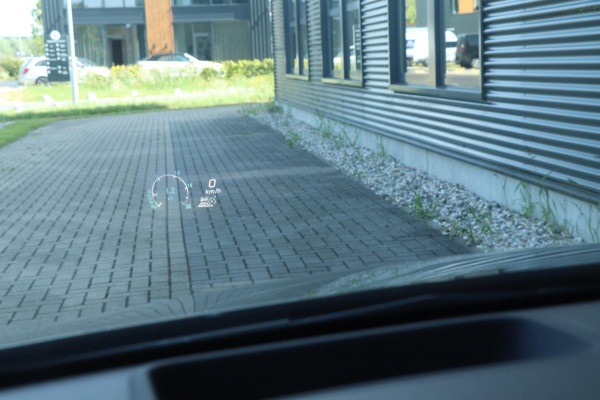 Mercedes-Benz A-Klasse 250 | PANO / HUD / EDITION 1
