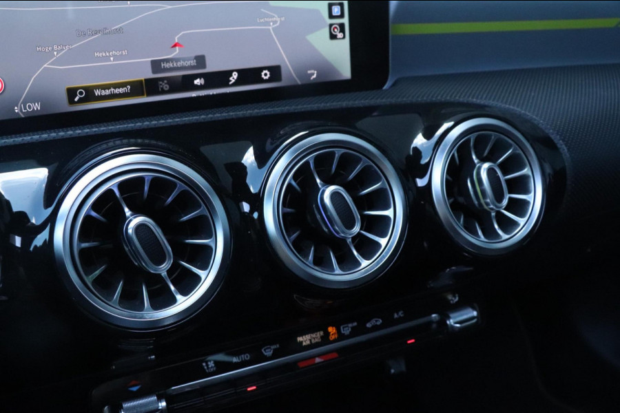 Mercedes-Benz A-Klasse 250 | PANO / HUD / EDITION 1