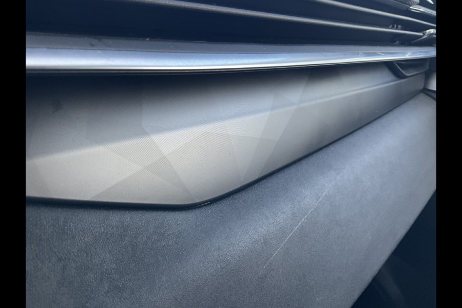 Lynk & Co 01 1.5 PHEV 262PK Adapt.Cruise 360° Cam Carplay Plug-in Stoelverw Vol opties!