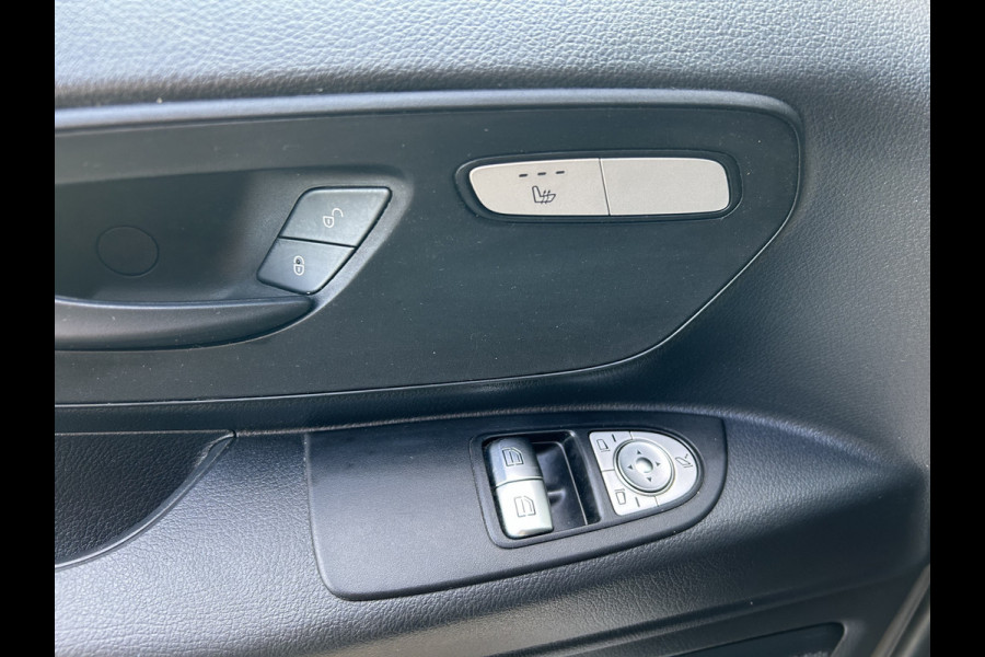 Mercedes-Benz Vito 116 CDI Extra lang / Dubbele cabine / LED / Achterdeuren / 9G-TRONIC / 2500KG Trekhaak / Camera / Parkeersensoren / Navigatie /