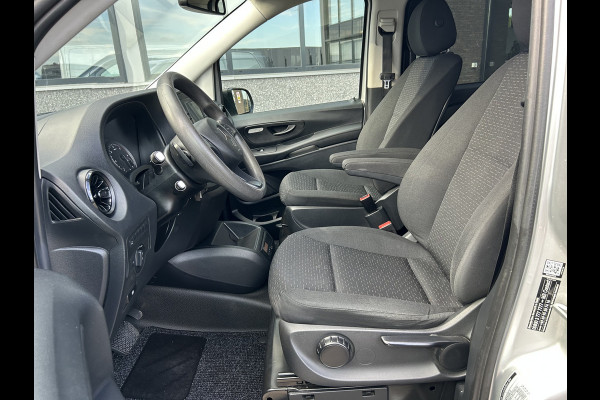Mercedes-Benz Vito 116 CDI Extra lang / Dubbele cabine / LED / Achterdeuren / 9G-TRONIC / 2500KG Trekhaak / Camera / Parkeersensoren / Navigatie /