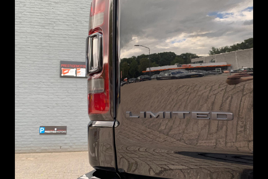 Dodge Ram 1500 Limited Night 5.7 V8 401PK 360cam 4X4 PANO Luchtvering